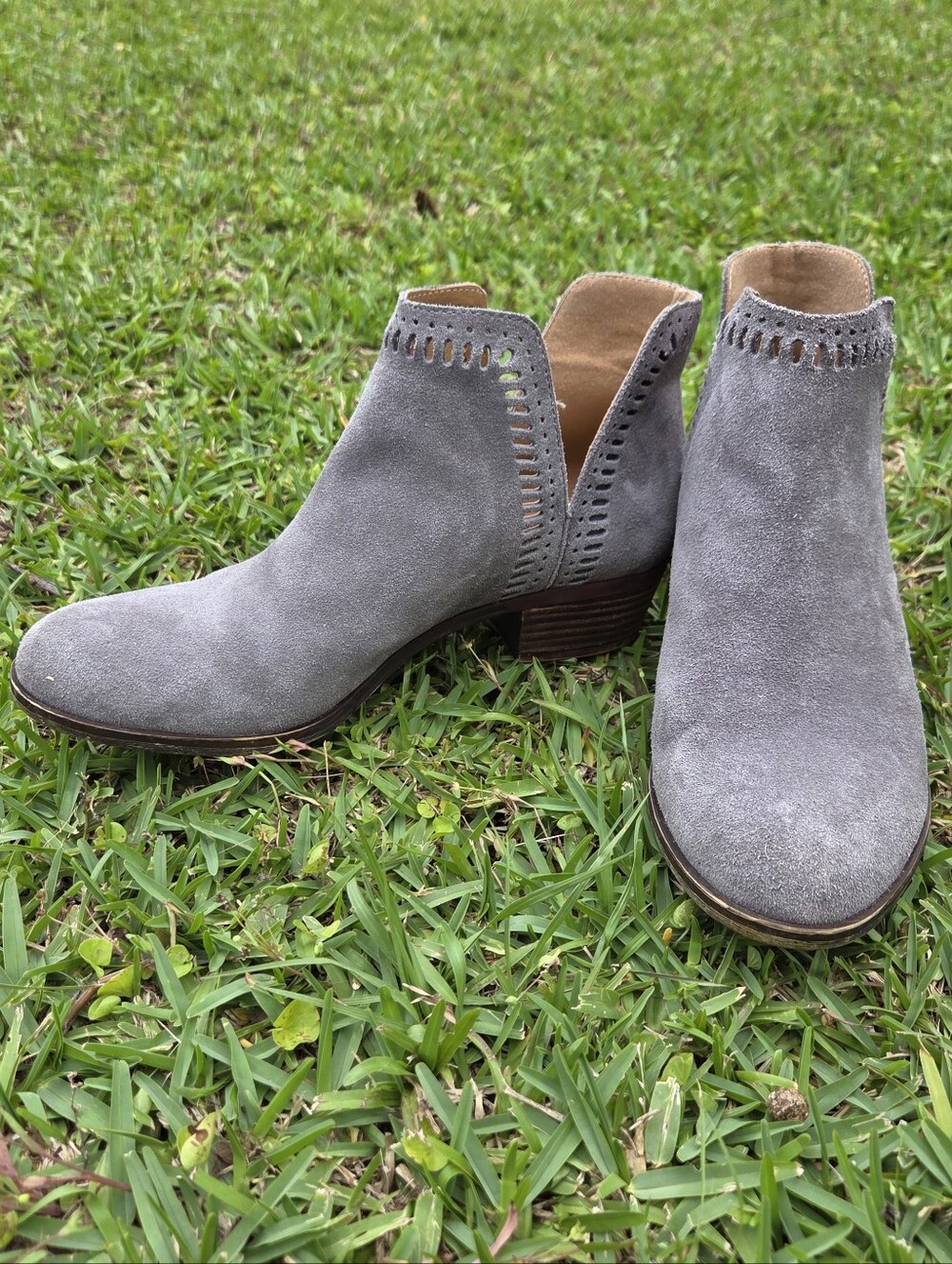 Lucky Brand Gray Suede Cut-Out Ankle Booties Slip On Women's Size 8